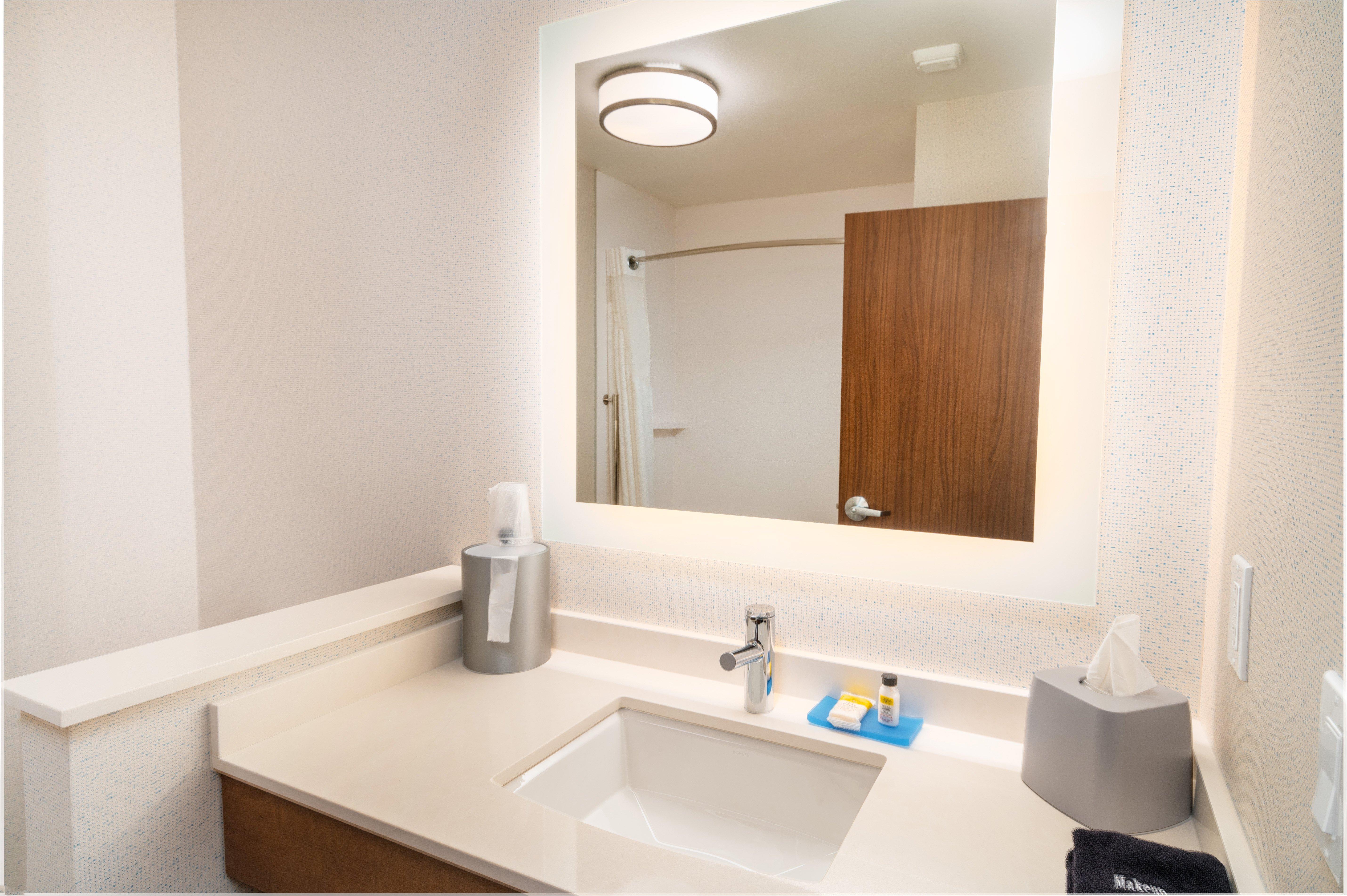 Holiday Inn Express & Suites - Las Vegas - E Tropicana By Ihg Eksteriør billede